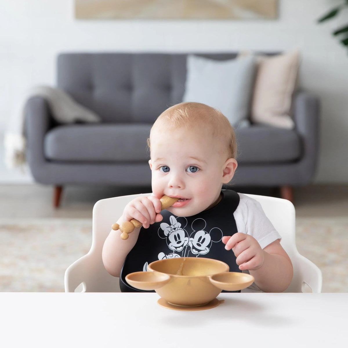 Bumkins Top Pick | Mickey and Minnie Love Print B+W Silicone Bib For 6-24 Mos