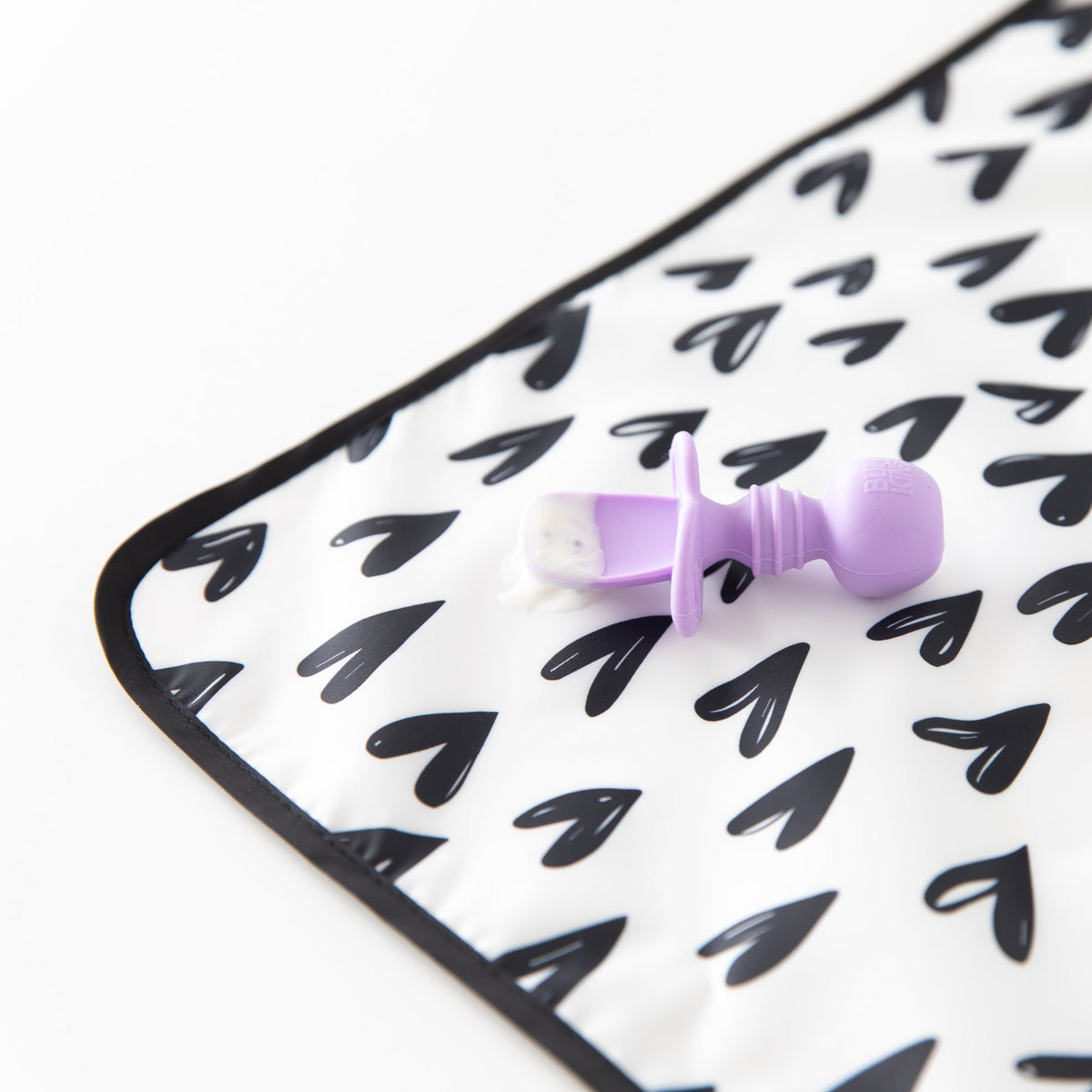 Bumkins Popular | Heart Splat Mat For Tables + Under Highchairs