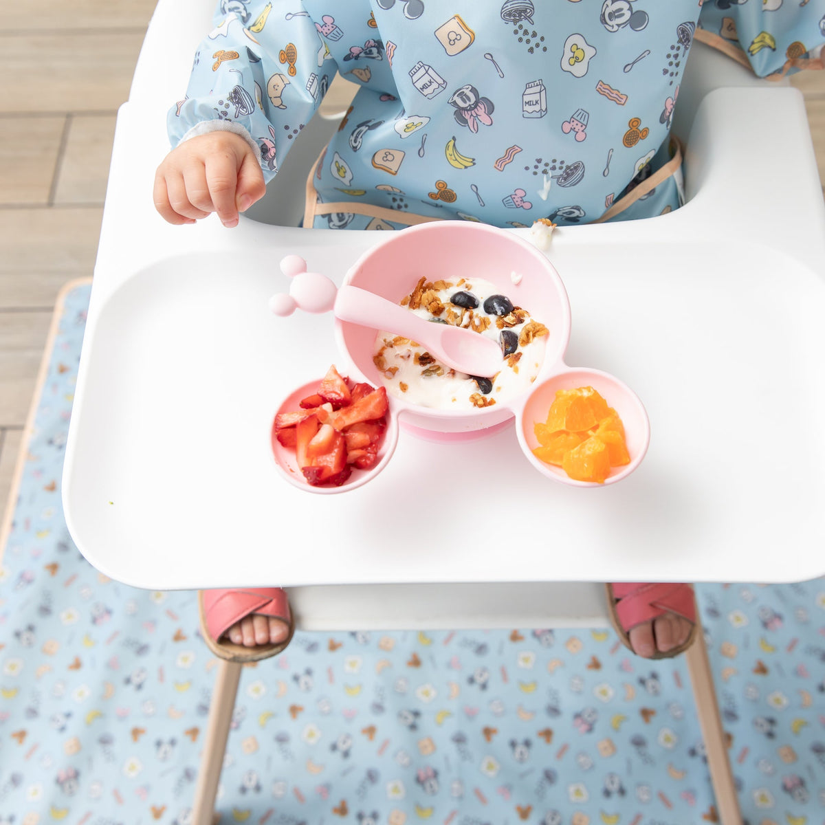 Bumkins Quality | Splat Mat: Mickey + Minnie Sunny Side Up