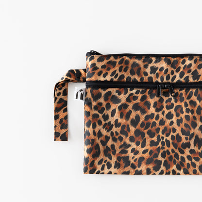 Bumkins Essential | Wet/Dry Clutch: Leopard