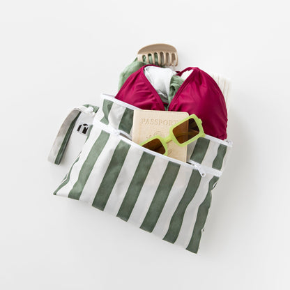 Bumkins Latest | Wet/Dry Clutch: Clubhouse Stripe