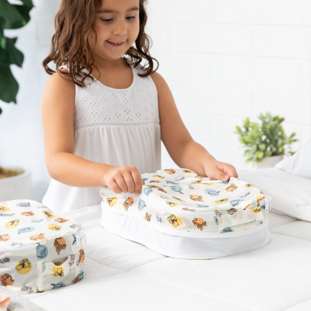 Bumkins Deals | Packing Cube 2 Pack: Winnie + Friends
