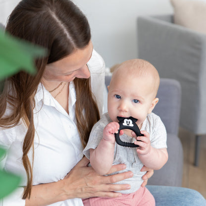 Bumkins Trusted | Silicone Sensory Teether for Babies, Disney Mickey Mouse