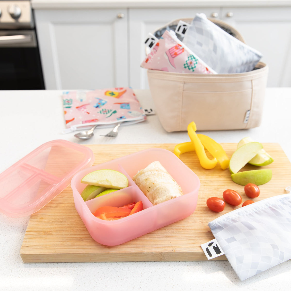 Bumkins Recommended | Lunchbox Legends 6-Piece Set: Disco Pink Jelly