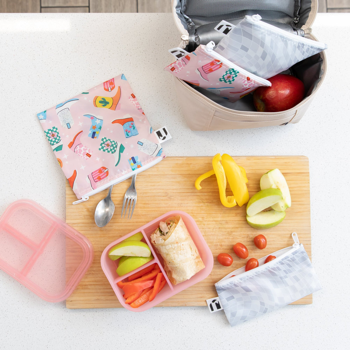 Bumkins Recommended | Lunchbox Legends 6-Piece Set: Disco Pink Jelly