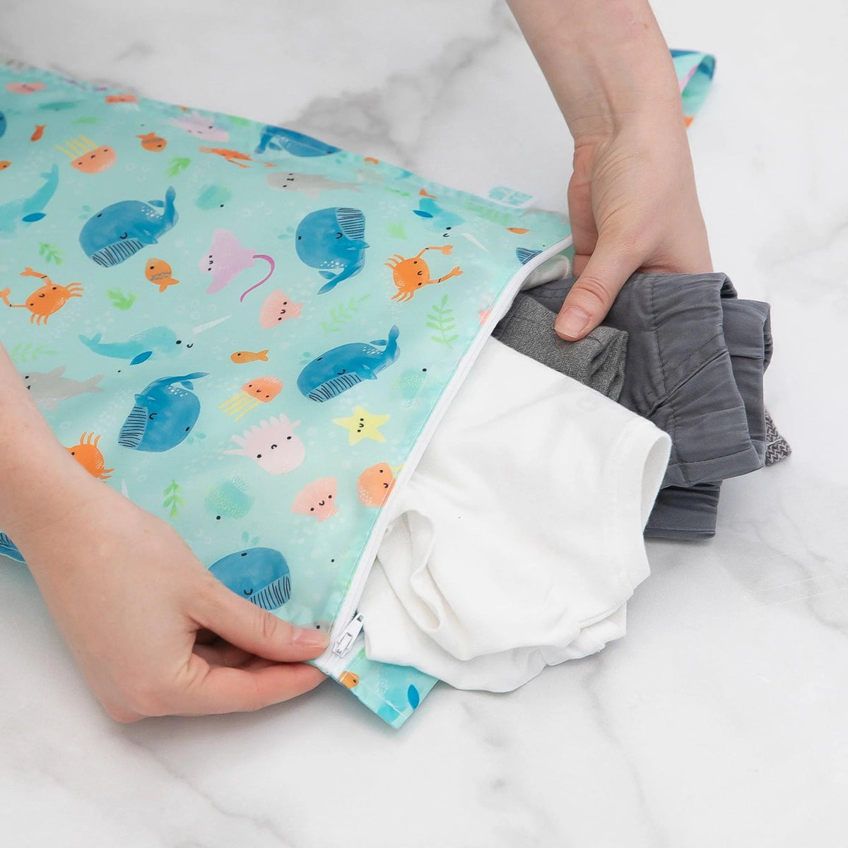 Bumkins Signature | Wet Bag For Swimsuits, Diapers & More! Ft Ocean Animals