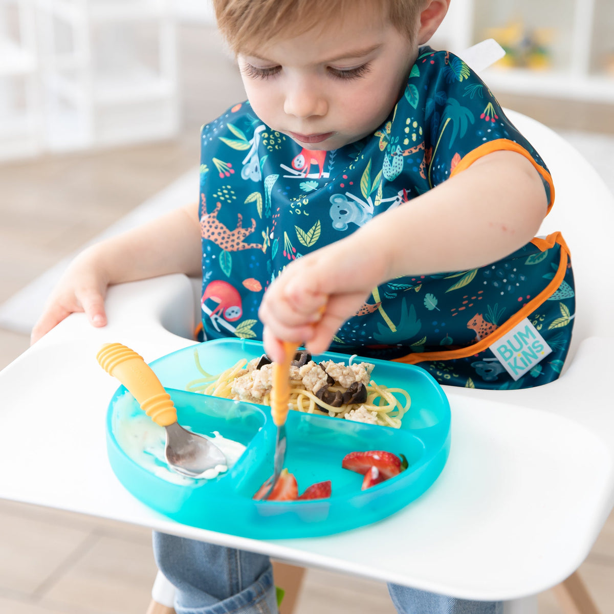 Bumkins Great Value | Silicone Divided Grip Dish with Suction Base - Aqua Jelly